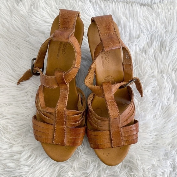 Leather Wedge Sandals Size 7 - Picture 4 of 12